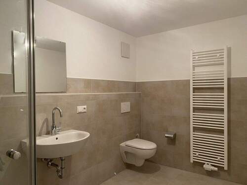 Bad - Etagenwohnung mit 113,00 m&sup2; in Schrobenhausen zur Miete