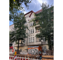 Jetzt investieren: Vermietete 2-Zimmer-Altbauwohnung in begehrtem Alt-Treptow - Berlin