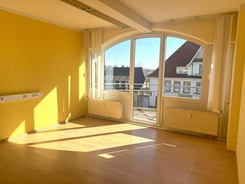 Raum mit Zugang zum Balkon - Büro zur Miete in Bersenbrück
