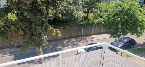 Balkon Strassenseitig - 