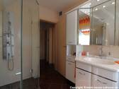 Bild 16 Bad Dachgeschoss Ansicht 2 - 