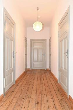 Flur - Etagenwohnung mit 87,30 m² in Stralsund zur Miete