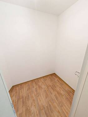 Abstellkammer - 
