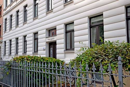 Gebäudeansicht - Etagenwohnung mit 69,20 m² in Leipzig zum Kaufen