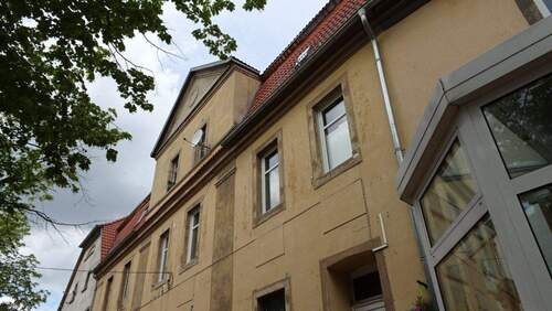 Altes Gutshausgebäude Straßenansicht - 
