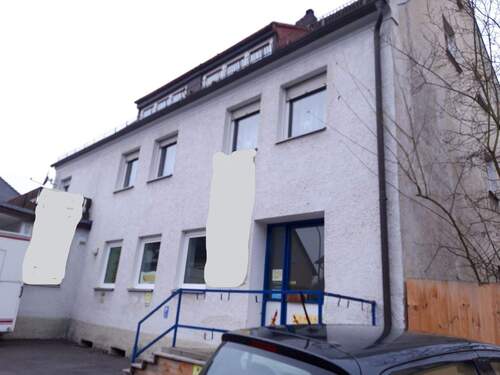 Aussenansicht - 9 Zimmer Mehrfamilienhaus, Wohnhaus zum Kaufen in Schnaittenbach