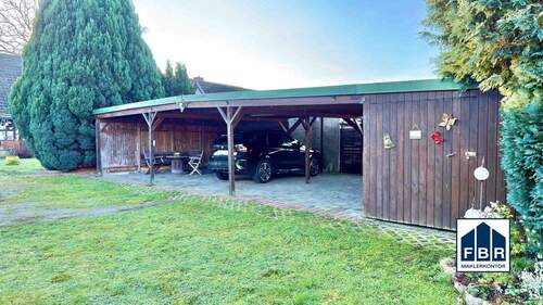 Drei Carportstellplätze - 