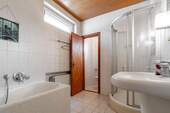 Badezimmer - EG - 