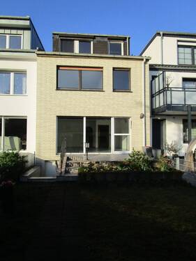 Gartenansicht - 8 Zimmer Reihenmittelhaus zum Kaufen in Oberhausen