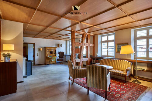 spüren Sie die Atmosphäre alter Zeiten - Wohnen mit Kultur und in gediegener Atmosphäre...