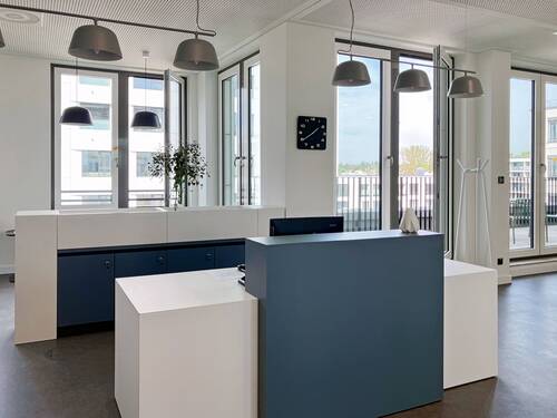 Rezeptionist.jpg - Büro in Nürnberg