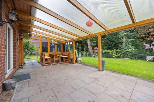 Überdachte Terrasse - 