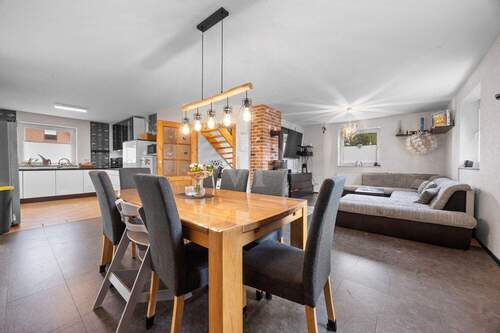 offener Wohn-Küchen-Essbereich - 