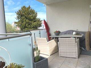 Balkon überdachter Bereich.jpg - 