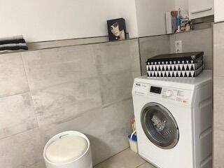 B3 Badezimmer mit Waschmaschinen anschluss.jpg - 