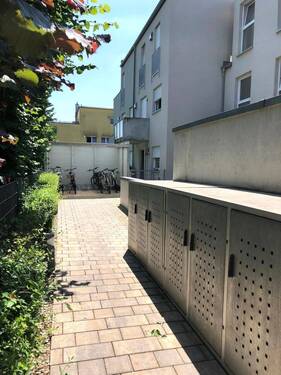 Eingang zur Haustüre.jpg - 