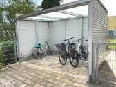 Überdachter Farradabstellplatz.jpg - 