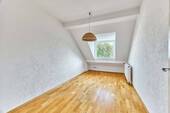 Zimmer 3 - 