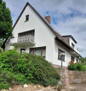 Gartenansicht - 7 Zimmer Einfamilienhaus zum Kaufen in Bückeburg