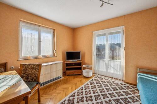 Titelbild - 6 Zimmer Etagenwohnung in Ludwigsburg