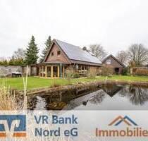 Umfassend modernisiertes Einfamilienhaus mit Garage auf herrlichem Südgrundstück - Süderlügum
