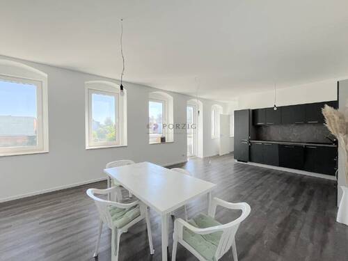 Offener Wohn- und Kochbereich - 