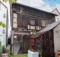 Zentral gelegenes Grundstück mit Scheune und Garten - Stuttgart Untertürkheim
