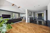 Wohnzimmer/Diele - Einfamilienhaus mit 288,00 m² in Rockenhausen zum Kaufen