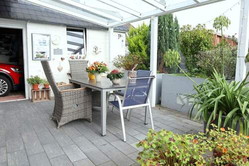 Überdachte Ost-Terrasse - 