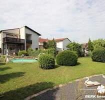 BERK Immobilien - Geräumige DHH sucht Handwerker! - Familienobjekt mit Garage und großzügigem Garten - Stockstadt am Main