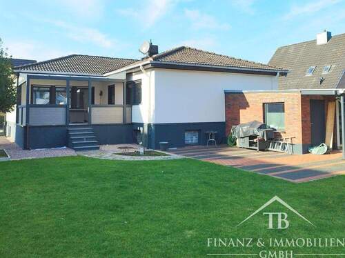 Bild 3 - 4 Zimmer Einfamilienhaus in Hage