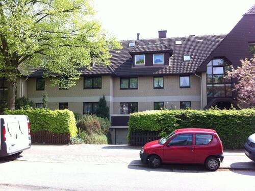 Straßenansicht 1 - 