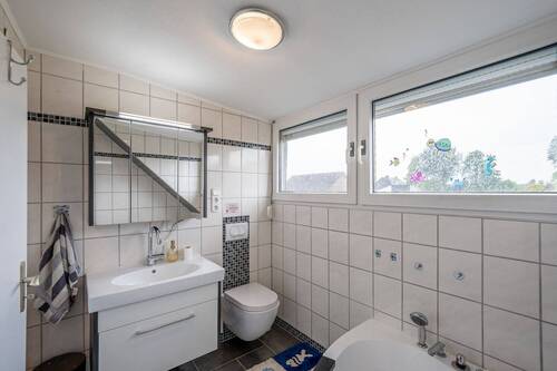 Badezimmer Dachgeschoss - 