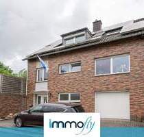 Zuhause ankommen - Familien(t)räume auf drei Ebenen - Titz Hompesch