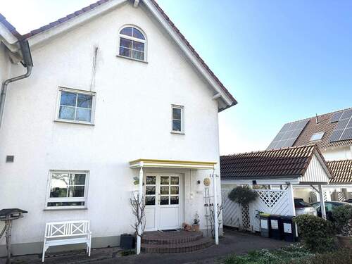 Hausansicht - Doppelhaushälfte mit 128,00 m&sup2; in Frankfurt am Main zum Kaufen