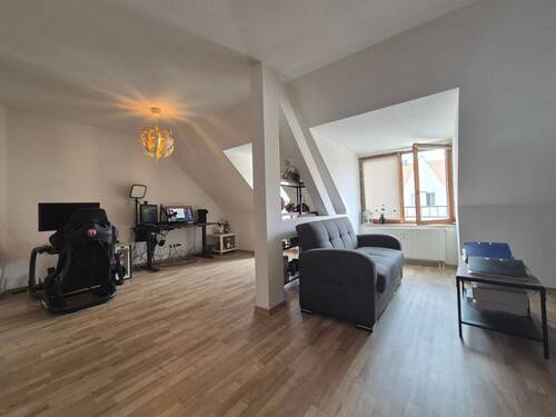 Wohnzimmer - 3 Zimmer Etagenwohnung in Leipzig