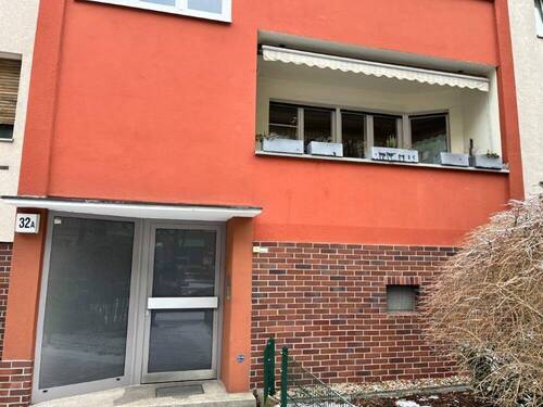 Hauseingang - Etagenwohnung mit 53,00 m&sup2; in Berlin zum Kaufen