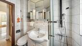 Badezimmer 2 - 3 Zimmer Etagenwohnung zum Kaufen in Bremen