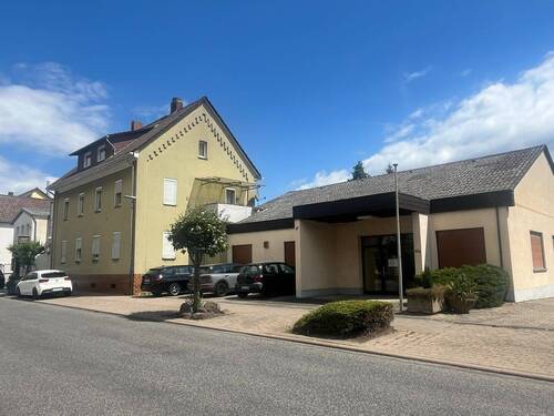 IMG_8879 - Echzell: Mehrfamilienhaus mit Bungalow und Gewerbeeinheit