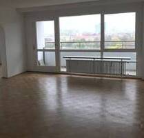 Schwabing ruhige 3,5 Zimmer Wohnung Küche Esszimmer 102m² Loggia, Parkett, komplett renoviert Aufzug - München Schwabing-West