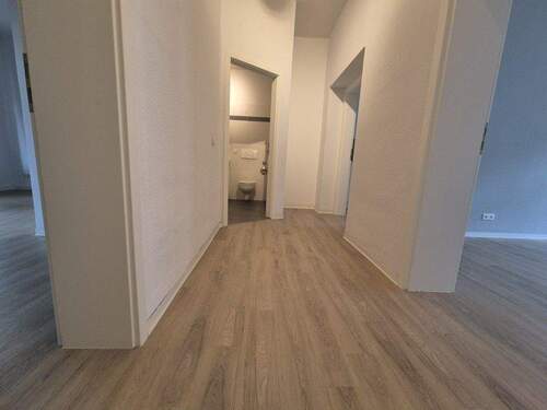 Flur - 2 Zimmer Etagenwohnung zur Miete in Erfurt