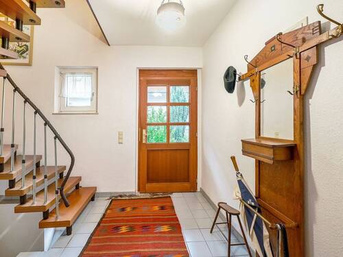 Eingangsbereich - 4 Zimmer Einfamilienhaus zum Kaufen in Karlsruhe/Grünwinkel