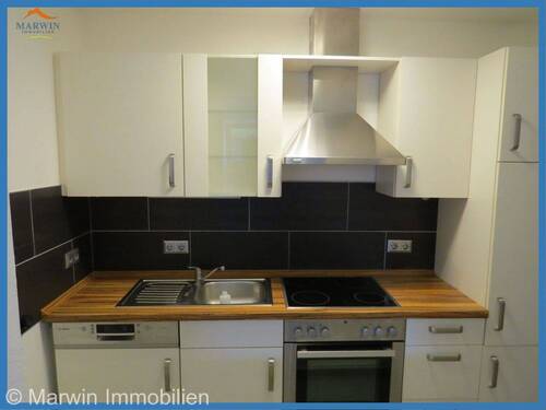 Bild 1 - Single Wohnung mit EBK, Parkplatz, Wanne und Dusche
