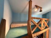 Zimmer_halb_Hochbett_nah - 