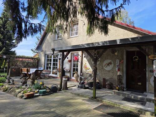 Eingang und Terrasse - 
