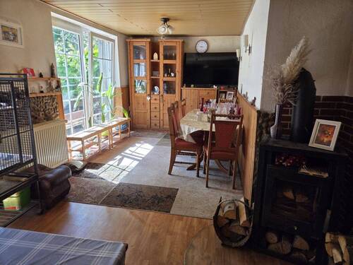 Teil Wohnzimmer mit Kamin - 