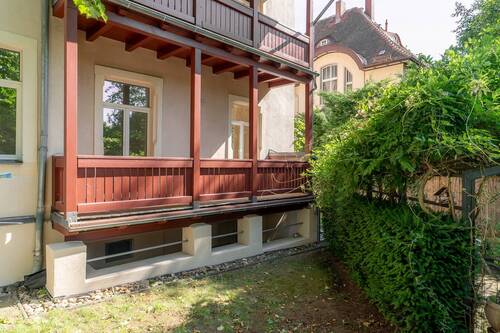 Blick zum Balkon - 1 Zimmer Etagenwohnung zum Kaufen in Dresden