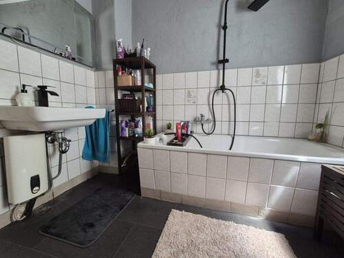 Badezimmer 1 - Einfamilienhaus mit 100,00 m² in Rastenberg zum Kaufen