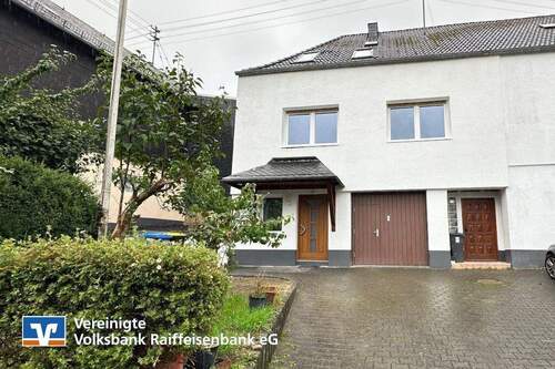 Bild 2 - 5 Zimmer Mehrfamilienhaus, Wohnhaus zum Kaufen in Lingerhahn
