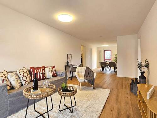 Wohnzimmer - 3 Zimmer Etagenwohnung in Kümmersbruck